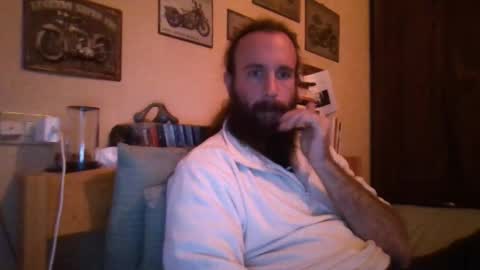 Snapshot of yeti_92 chatting on 10/21/25, 04:30 yeti_92 online show from 10/21/25, 04:30