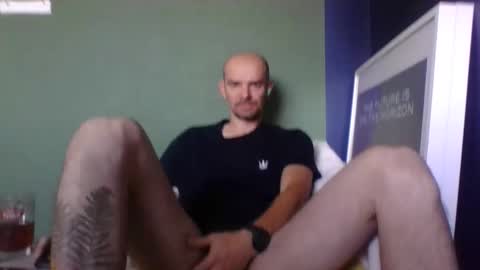 yewloo online show from 09/28/25, 06:30