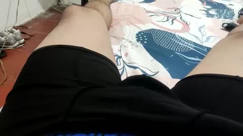 Snapshot of yhon69 chatting on 03/19/26, 01:48 Yhon ruenes online show from 03/19/26, 01:48