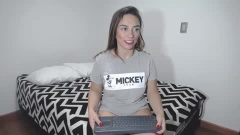 tulipan online show from 12/16/25, 12:04