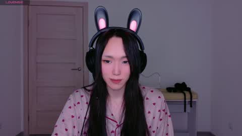 Snapshot of yingying_ chatting on 02/06/26, 12:59 yingying_ online show from 02/06/26, 12:59