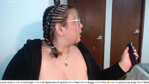 Snapshot of yini_angel07 chatting on 05/27/26, 03:03 hii i am yini online show from 05/27/26, 03:03