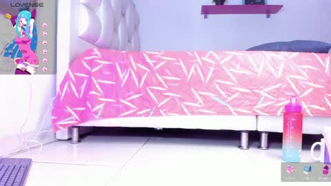 Yiovanna online show from 01/18/25, 03:27