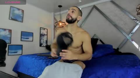 Snapshot of yiyo10_ chatting on 03/04/25, 04:06 Yiyo online show from 03/04/25, 04:06