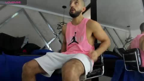 Snapshot of yiyo10_ chatting on 03/09/25, 04:55 Yiyo online show from 03/09/25, 04:55