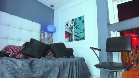 Snapshot of yiyo10_ chatting on 09/21/25, 09:44 Yiyo online show from 09/21/25, 09:44