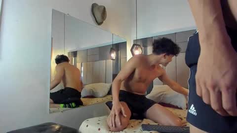 yizus_bonz online show from 02/12/25, 01:52