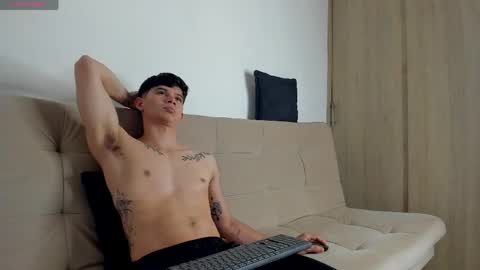 Snapshot of yizus_bonz chatting on 05/07/26, 02:28 yizus_bonz online show from 05/07/26, 02:28