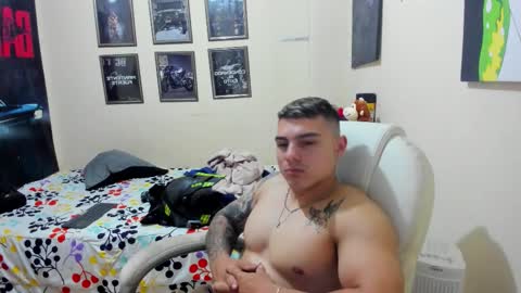 Snapshot of yker18 chatting on 03/02/26, 05:08 yker online show from 03/02/26, 05:08