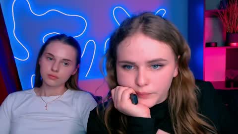 Snapshot of ylia_fress chatting on 04/14/26, 01:50 Ylia online show from 04/14/26, 01:50