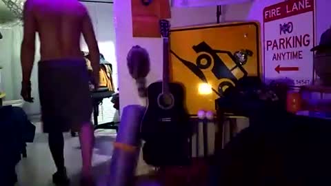 yn2238 online show from 11/08/25, 03:07