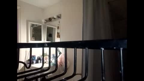 yn2238 online show from 11/10/25, 06:12