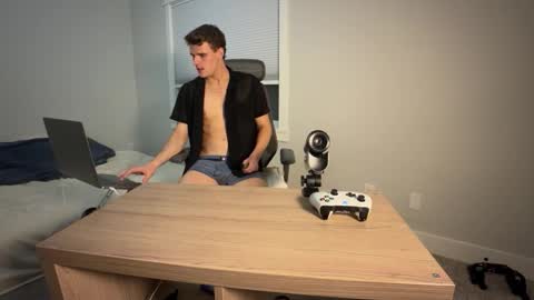 yngdesire1 online show from 02/09/26, 08:18