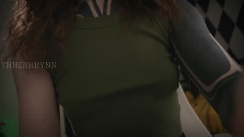 ynnenbrynn online show from 01/22/25, 07:57