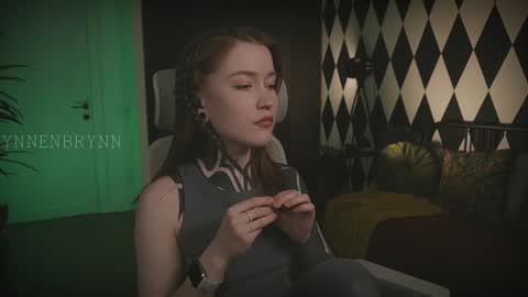 ynnenbrynn online show from 02/07/25, 08:33