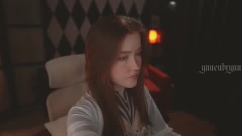 ynnenbrynn online show from 09/09/25, 08:14