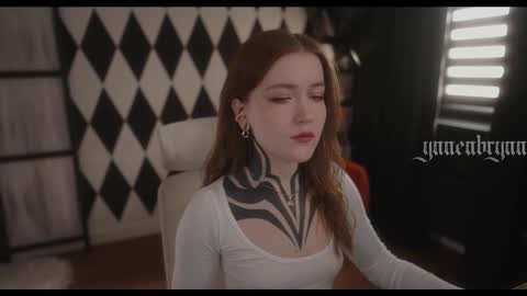 ynnenbrynn online show from 10/08/25, 06:44