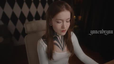 Snapshot of ynnenbrynn chatting on 11/06/25, 10:27 ynnenbrynn online show from 11/06/25, 10:27