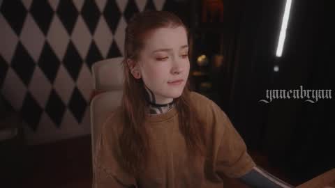 Snapshot of ynnenbrynn chatting on 11/07/25, 07:52 ynnenbrynn online show from 11/07/25, 07:52