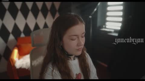 ynnenbrynn online show from 02/21/26, 06:36