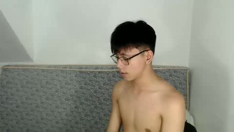 Snapshot of ynotyu chatting on 06/16/26, 10:01 ynotyu online show from 06/16/26, 10:01
