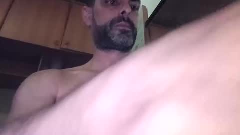 Snapshot of yo8987 chatting on 04/20/26, 02:03 yo8987 online show from 04/20/26, 02:03