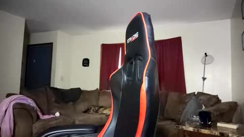 Snapshot of yobleez chatting on 04/12/26, 11:32 yobleez online show from 04/12/26, 11:32