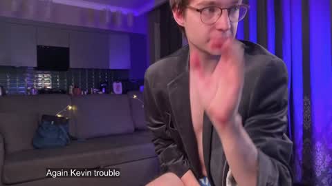 Snapshot of yoga_pizza_420 chatting on 01/22/25, 04:34 Max online show from 01/22/25, 04:34