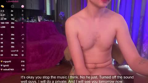 Snapshot of yoga_pizza_420 chatting on 02/20/25, 07:34 Max online show from 02/20/25, 07:34