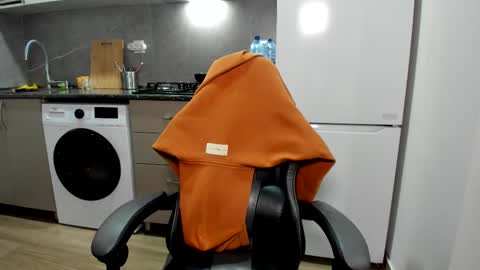 You can ask my name in pm online show from 02/13/26, 04:03