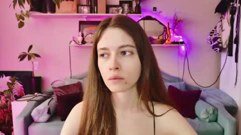yoka_paradoxxx online show from 07/10/26, 09:34