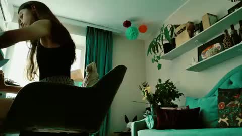 yoka_paradoxxx online show from 07/13/26, 11:02