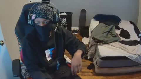 yokai_dreamz online show from 11/30/25, 03:38