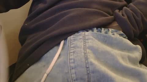 Snapshot of yokaxondoo chatting on 11/17/25, 10:48 yokaxondoo online show from 11/17/25, 10:48