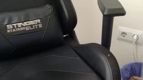 Snapshot of yokaxondoo chatting on 04/07/26, 03:18 yokaxondoo online show from 04/07/26, 03:18