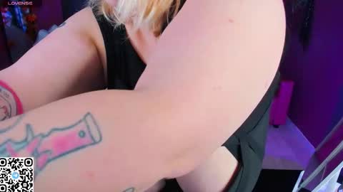 Yoki online show from 10/05/25, 06:34