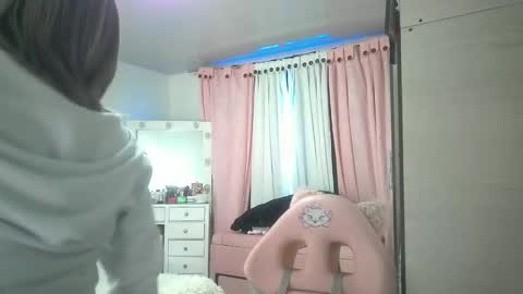 yokiko online show from 09/19/25, 02:18