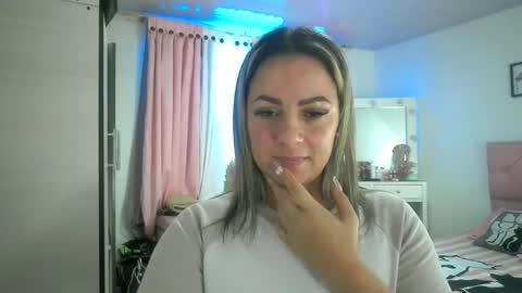 yokiko online show from 11/17/25, 01:39