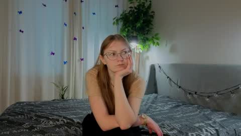 Snapshot of yolandovirrueta chatting on 03/14/26, 11:04 Mary online show from 03/14/26, 11:04