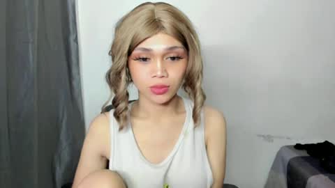 Snapshot of yonas_fucktoy chatting on 06/28/26, 03:29 yona online show from 06/28/26, 03:29