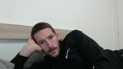 yone23 online show from 10/07/25, 09:23