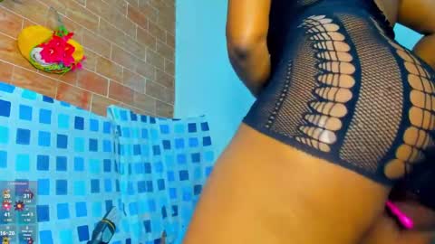 yonnsol_avril online show from 02/23/25, 04:02