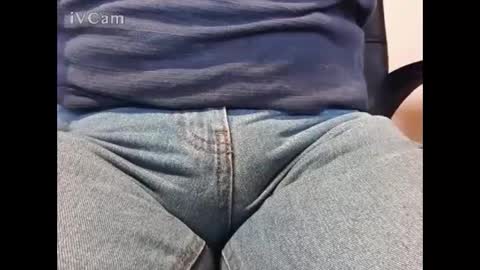 Snapshot of yoon85 chatting on 03/11/25, 09:56 yoon85 online show from 03/11/25, 09:56