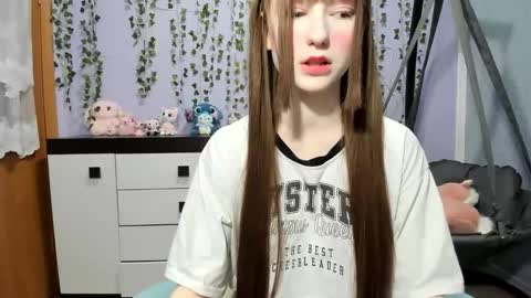 Snapshot of yoonhee_ki chatting on 03/10/26, 03:28 yoonhee_ki online show from 03/10/26, 03:28