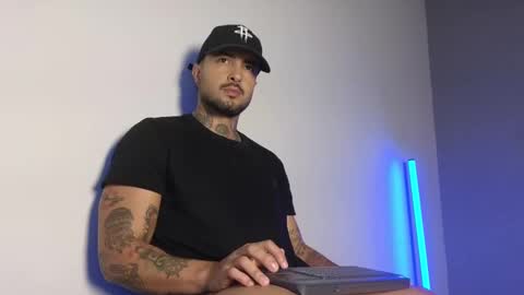 Snapshot of yorditatoo chatting on 09/10/25, 08:20 Yordi online show from 09/10/25, 08:20