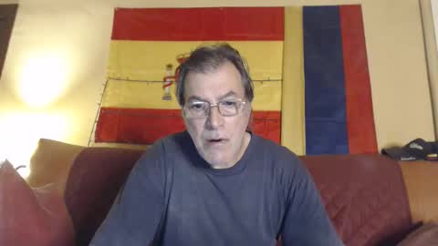 Snapshot of yosep44 chatting on 09/21/25, 03:52 yosep online show from 09/21/25, 03:52