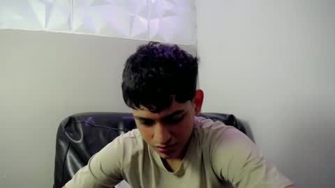 Snapshot of yosepp_cum chatting on 04/28/26, 03:33 YOSEP online show from 04/28/26, 03:33