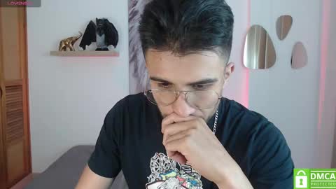 Snapshot of yoshy_man chatting on 01/25/25, 06:34 yoshy_man online show from 01/25/25, 06:34