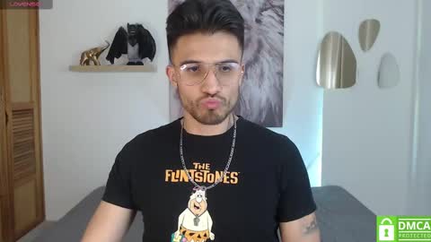 Snapshot of yoshy_man chatting on 01/26/25, 03:59 yoshy_man online show from 01/26/25, 03:59