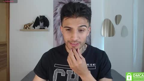 Snapshot of yoshy_man chatting on 02/01/25, 03:30 yoshy_man online show from 02/01/25, 03:30